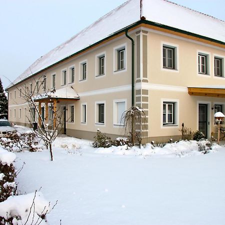 Pension Merkinger Behamberg エクステリア 写真