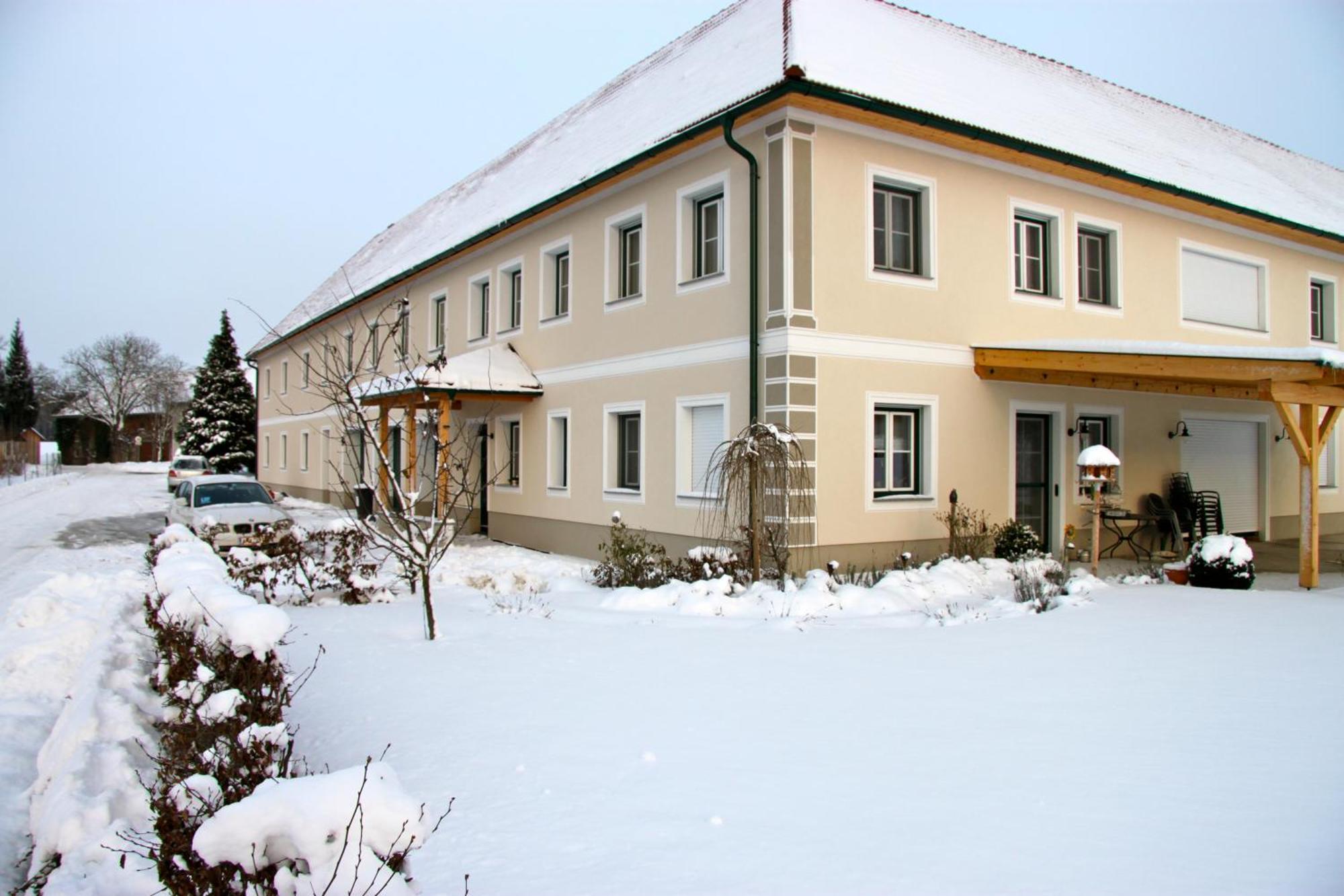 Pension Merkinger Behamberg エクステリア 写真
